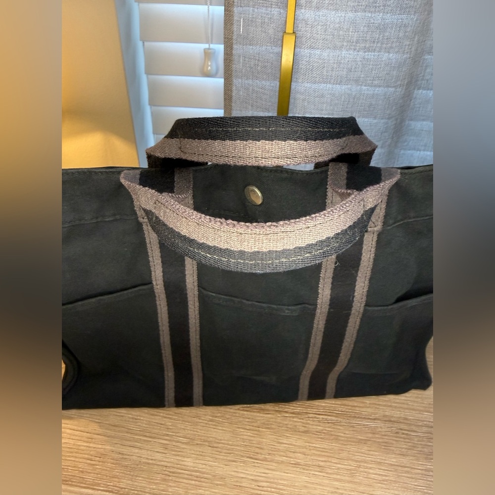Hermès Fourre-Tout MM tote bag in black and gray canvas - Picture 2 of 11